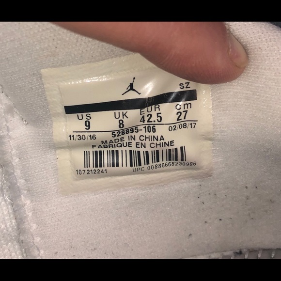 Nike Air Jordan 11 Low UNC Men's 9 - Picture 10 of 11